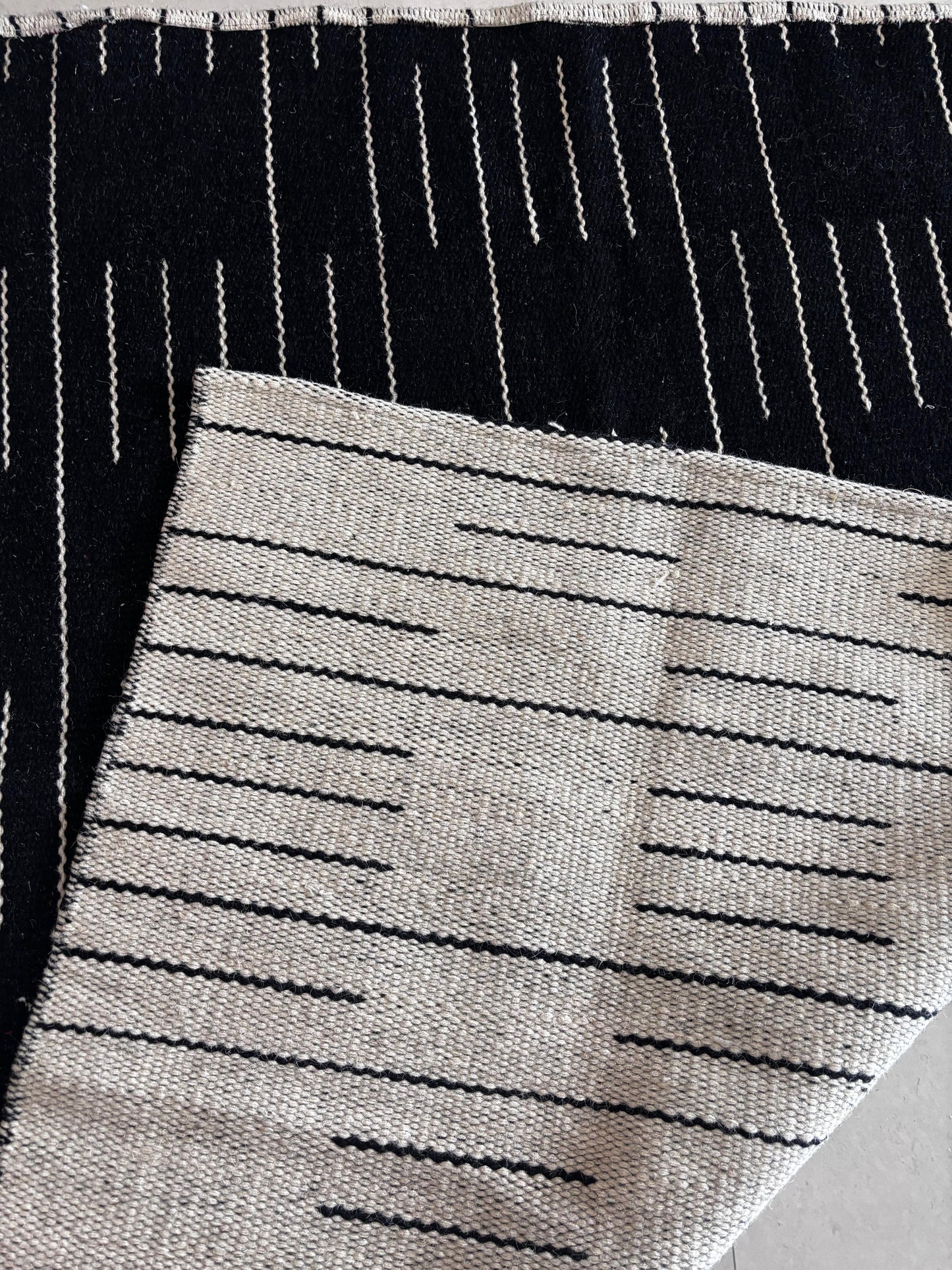 Alat Palat – Reversible Rug