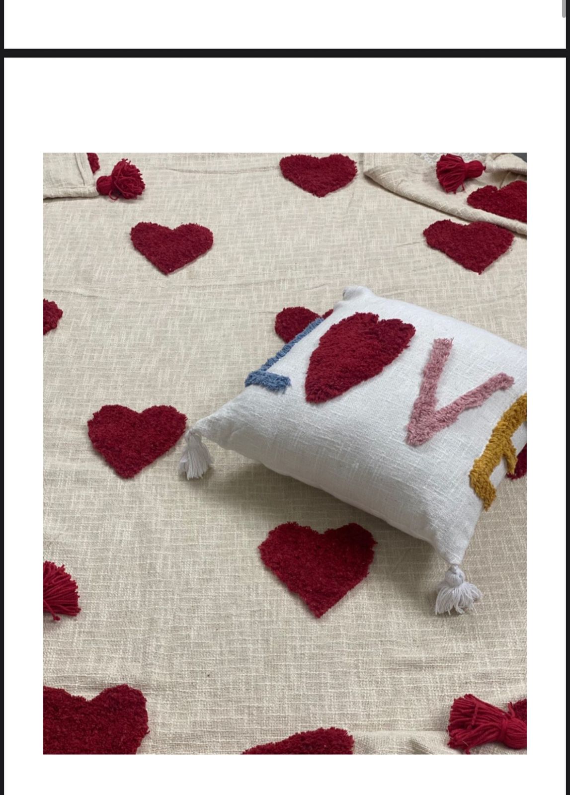 Whispered Love Throw (per piece)